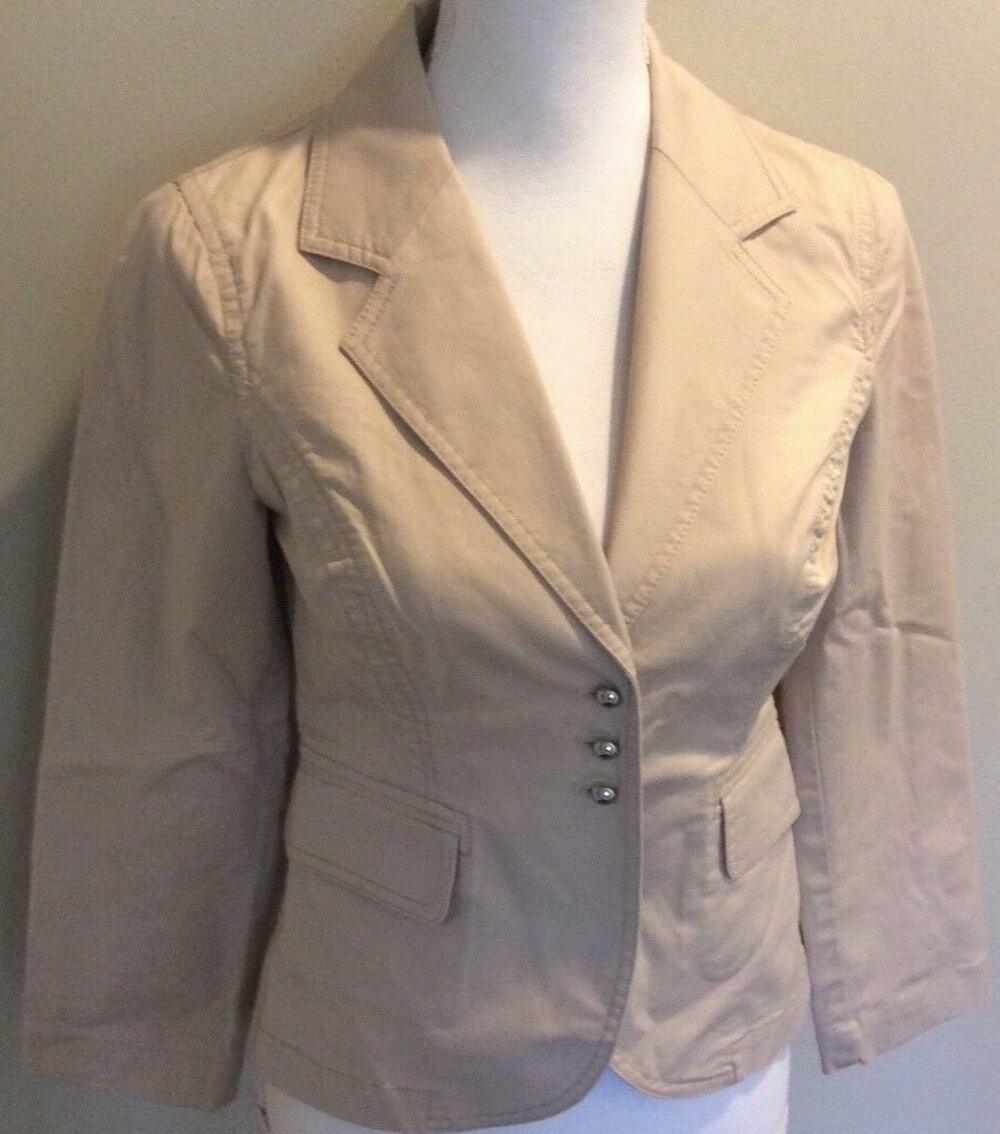 Tailored Cotton Cropped Secretary Blazer Beige SZ 2 WHBM Academia Silver Buttons